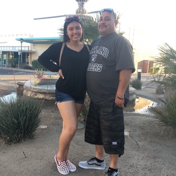 American eagle Jean short cut offs - Picture 4 of 4